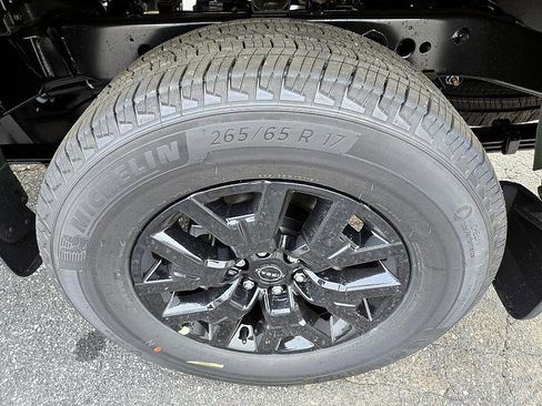 New 2026 Nissan Frontier SV image 12