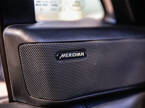 Used 2023 Land Rover Range Rover SE image 22