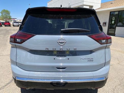 New 2026 Nissan Rogue Platinum AWD/4WD image 4