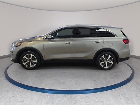 Used 2019 Kia Sorento EX FWD image 9