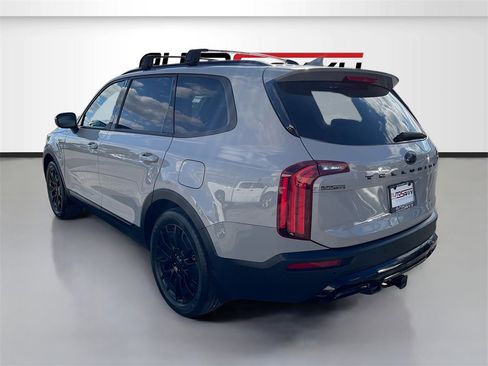 Used 2021 Kia Telluride EX w/ EX Premium Package image 5