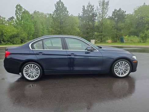 Used 2013 BMW 335i xDrive Sedan AWD/4WD image 4