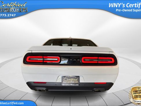 Used 2016 Dodge Challenger SXT Plus RWD image 7