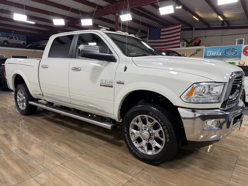 Used 2016 RAM 2500 Limited AWD/4WD image 3