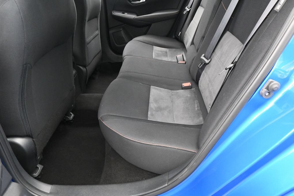 Used 2021 Nissan Sentra SR FWD image 30
