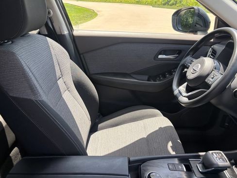 Used 2023 Nissan Rogue SV AWD/4WD image 30