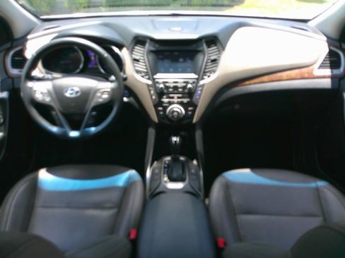 Used 2018 Hyundai Santa Fe Sport FWD image 15