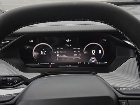 New 2026 Jeep Cherokee Limited image 19