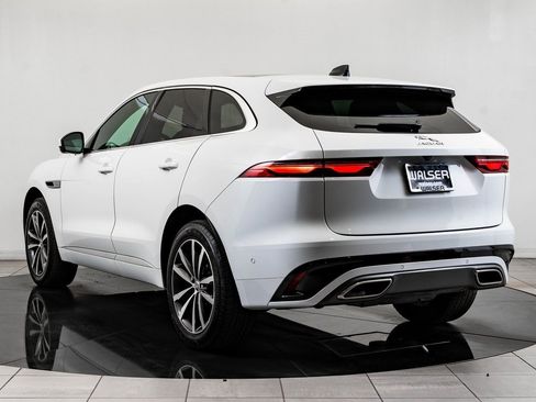 Certified 2024 Jaguar F-PACE R-Dynamic S image 6