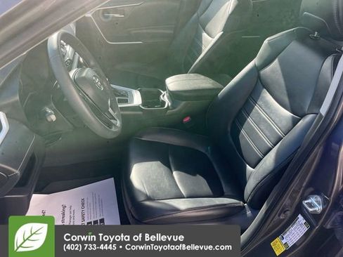 Used 2023 Toyota RAV4 XLE Premium image 15