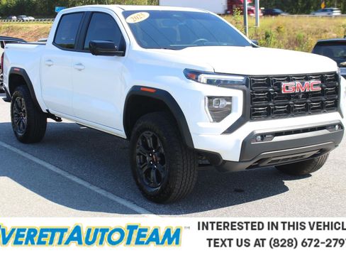 Used 2025 GMC Canyon Elevation w/ Convenience Package image 1