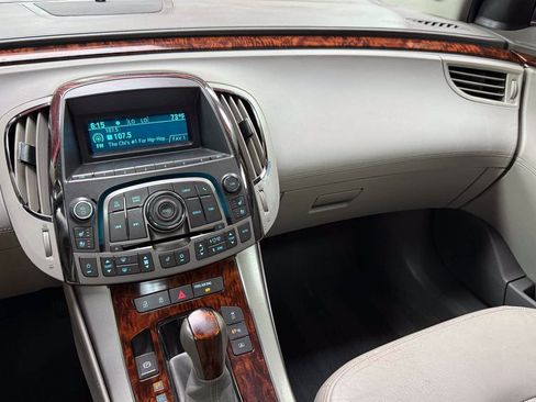 Used 2012 Buick LaCrosse Premium FWD image 18