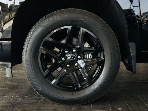 Used 2024 Chevrolet Silverado 1500 Custom w/ LPO, Dark Essentials Package AWD/4WD image 28