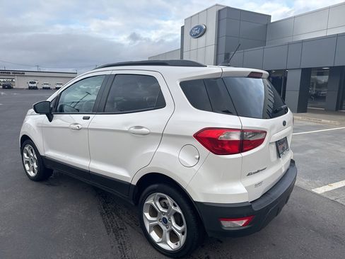 Used 2021 Ford EcoSport SE w/ SE Convenience Package image 4