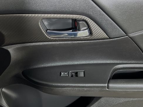 Used 2016 Honda Accord Sport image 30