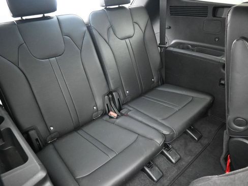 Used 2025 Kia Sorento X-Line EX AWD/4WD image 31