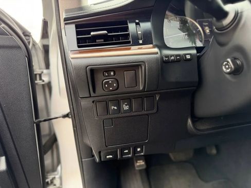 Used 2016 Lexus ES 350 w/ Navigation System Package image 38