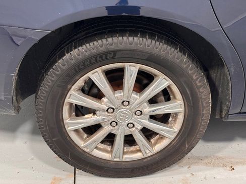 Used 2009 Buick Lucerne CXL w/ Driver Confidence Package image 31