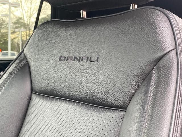 Used 2022 GMC Yukon Denali AWD/4WD image 15