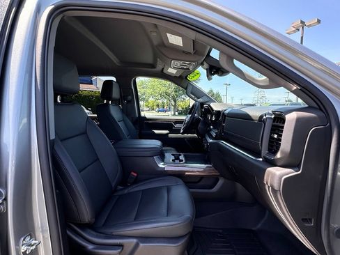 Used 2025 Chevrolet Silverado 2500 LT w/ Safety Package AWD/4WD image 12