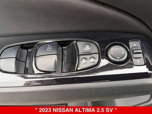 Certified 2023 Nissan Altima 2.5 SV FWD image 14