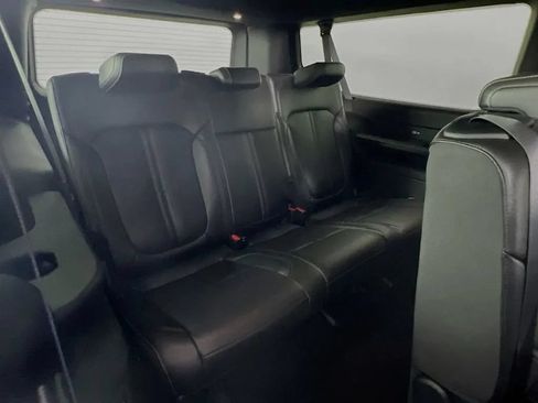 Used 2024 Jeep Wagoneer L 4WD image 29