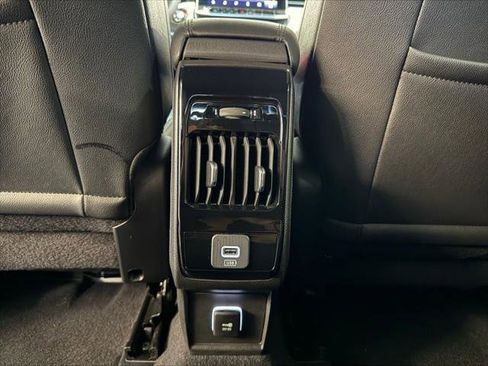 Certified 2025 Jeep Compass Limited AWD/4WD image 27