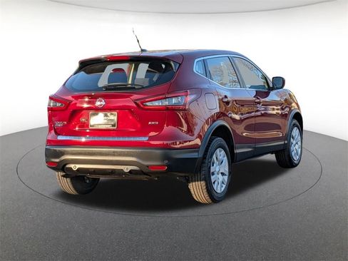 Used 2020 Nissan Rogue Sport S image 5