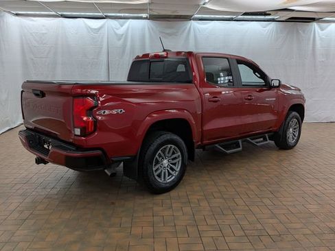 Used 2024 Chevrolet Colorado LT w/ LT Convenience Package II AWD/4WD image 8