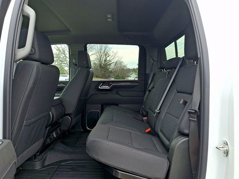 New 2026 GMC Sierra 2500 SLE w/ SLE Value Package; AWD/4WD image 6