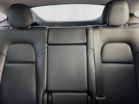 Used 2022 Tesla Model Y Performance image 14