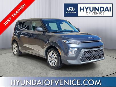 Used 2022 Kia Soul LX