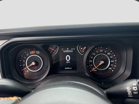 Used 2024 Jeep Wrangler Unlimited Sport AWD/4WD image 13