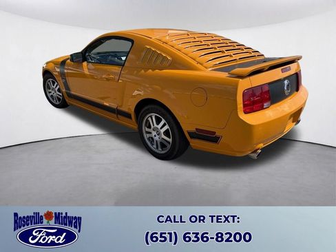 Used 2007 Ford Mustang GT RWD image 3