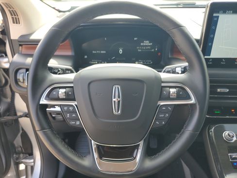 Used 2023 Lincoln Nautilus Reserve w/ Equipment Group 201A AWD/4WD image 14