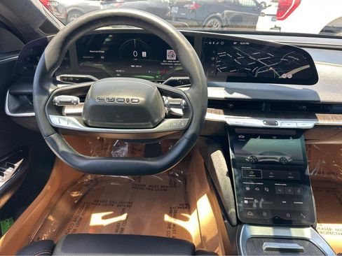 Used 2025 Lucid Air Touring AWD/4WD image 20