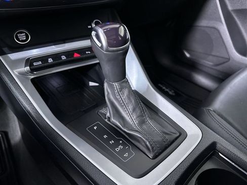 Used 2024 Audi Q3 2.0T Premium image 43