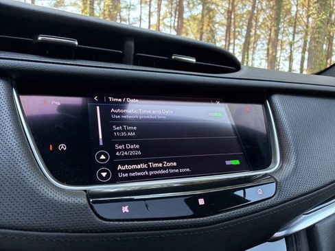 Used 2020 Cadillac XT5 Premium Luxury AWD/4WD image 30