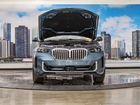 Certified 2024 BMW X5 xDrive40i w/ Parking Assistance Package image 4