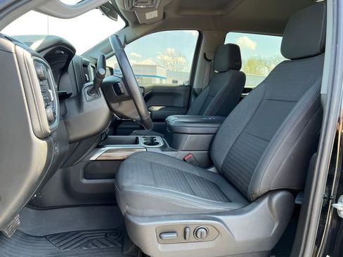 Used 2022 Chevrolet Silverado 1500 LT Trail Boss w/ Convenience Package II AWD/4WD image 4