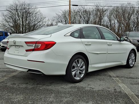 Used 2020 Honda Accord LX image 6
