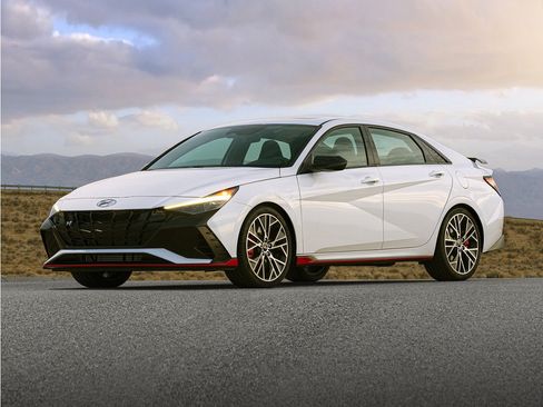 Used 2023 Hyundai Elantra N FWD image 1