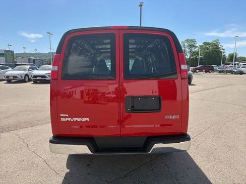 New 2026 GMC Savana 2500 w/ Driver Convenience Package RWD image 4