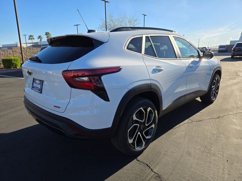 New 2026 Chevrolet Trax RS w/ Sunroof Package image 4