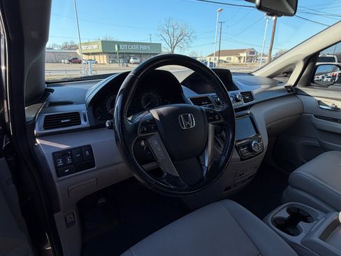 Used 2016 Honda Odyssey EX-L image 9