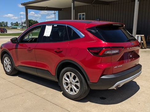 Certified 2023 Ford Escape Active w/ Tech Pack #2 FWD image 5