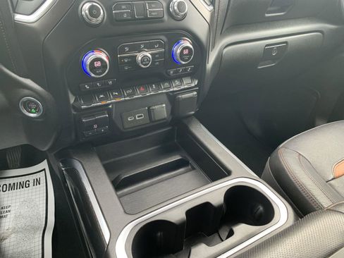 Used 2021 GMC Sierra 1500 AT4 w/ Driver Alert Package II image 15