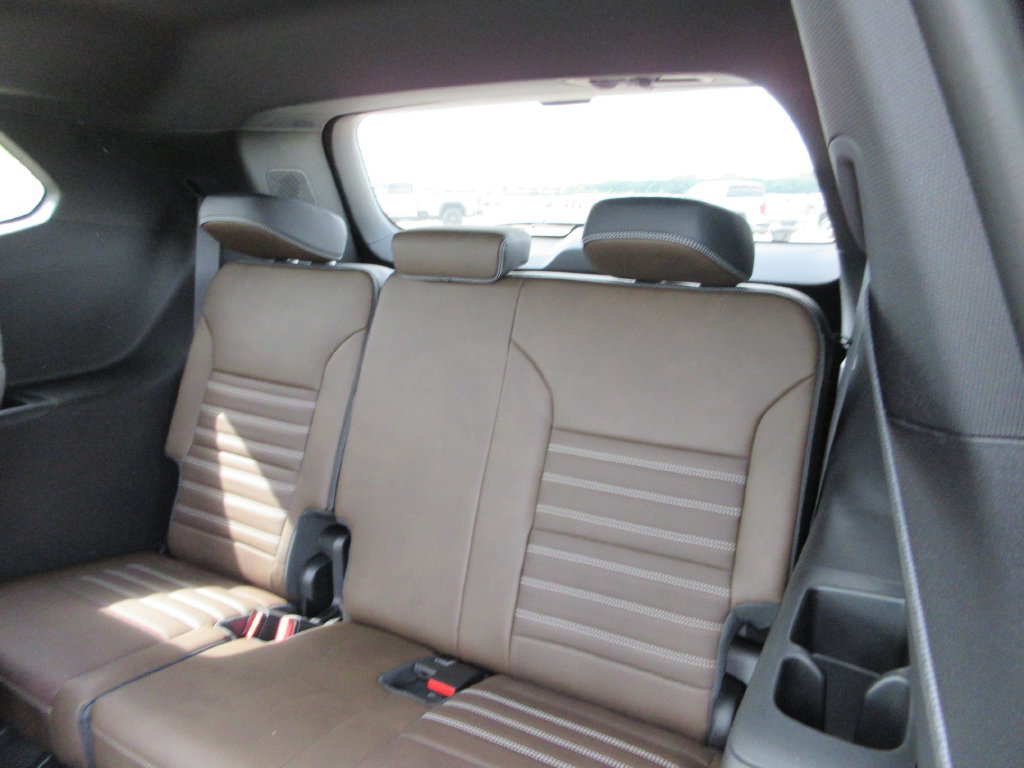New 2027 GMC Acadia Denali Ultimate FWD image 11