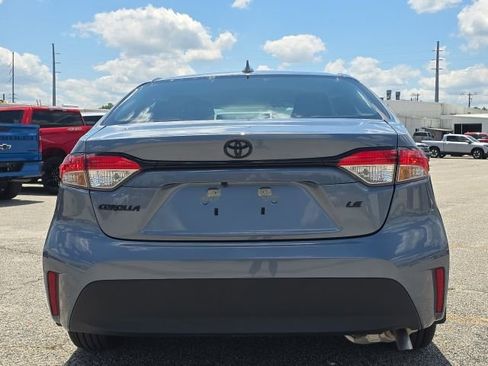 Used 2026 Toyota Corolla LE FWD image 4