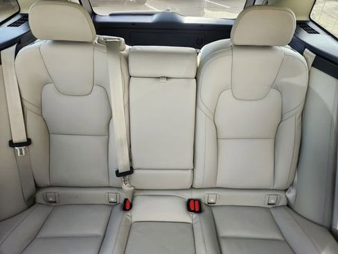 New 2026 Volvo XC60 B5 Ultra w/ Climate Package image 14